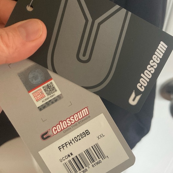 NWT Colosseum black UConn Huskies XXL hoodie - Picture 5 of 6